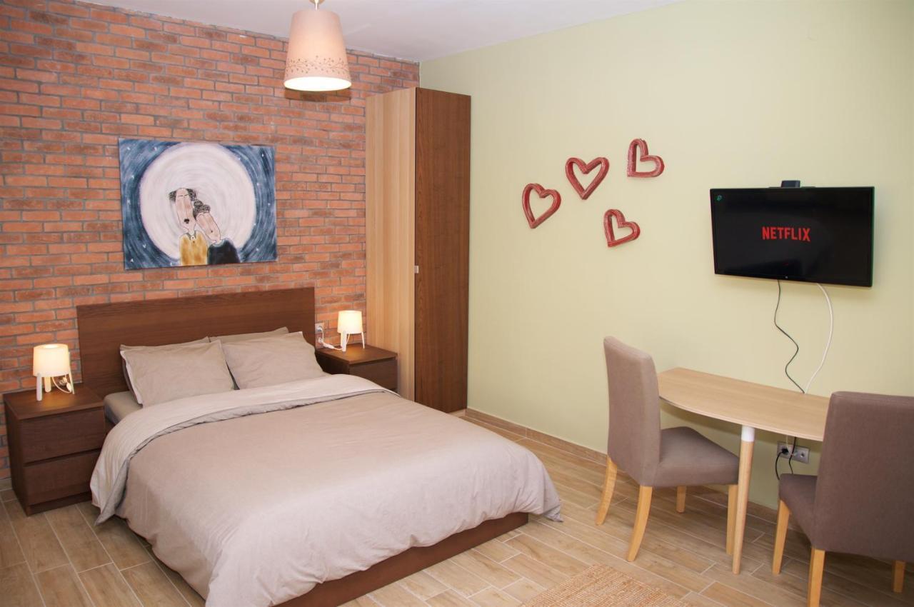 Super Cute & Cozy Mini Studios In City Center Салоники Экстерьер фото